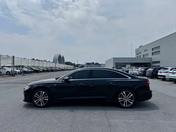 Audi A6L 2021