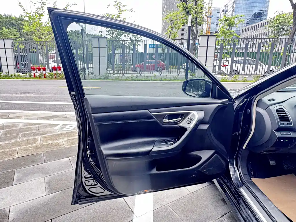 Nissan Teana 2014 — фото 20