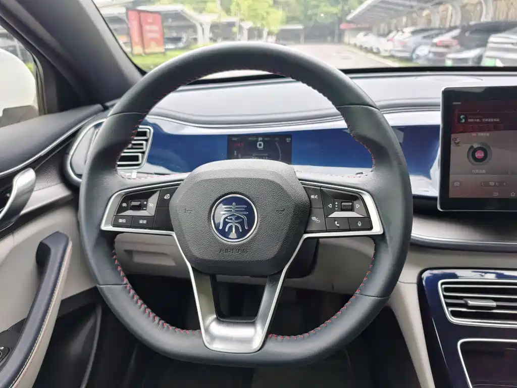 BYD Qin PLUS 2022 — фото 8