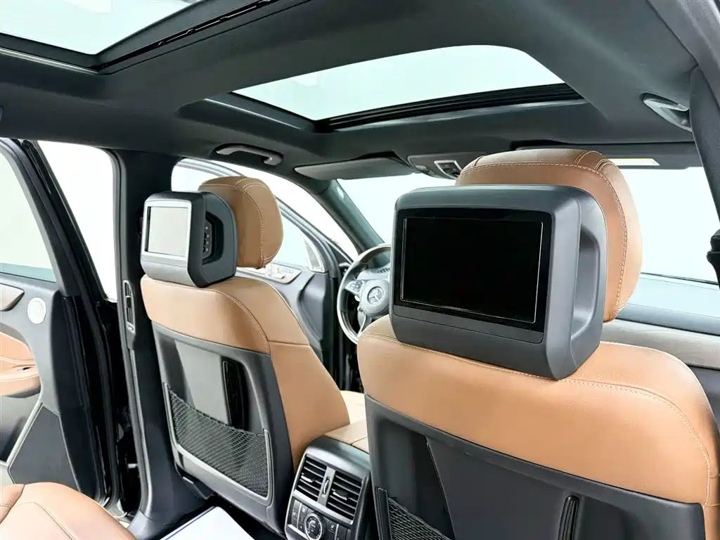 Mercedes-Benz GLS 2018 — фото 8