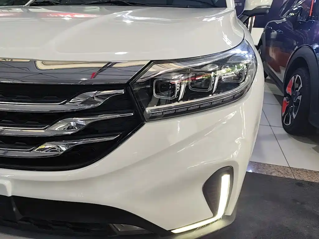 GAC Trumpchi GS4 2019 — фото 24