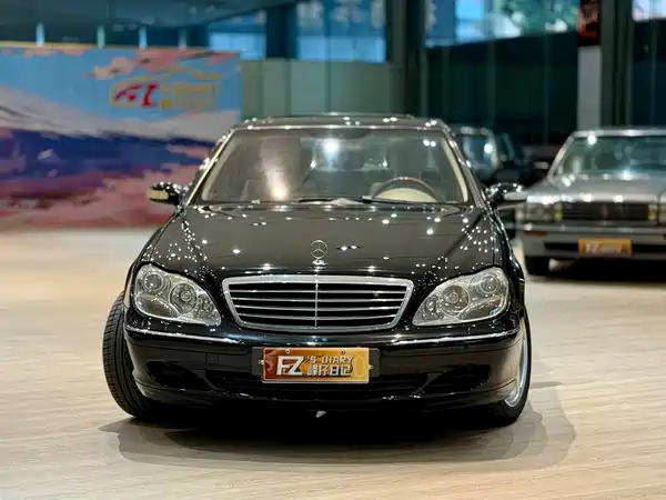 Mercedes-Benz S-Class 2004