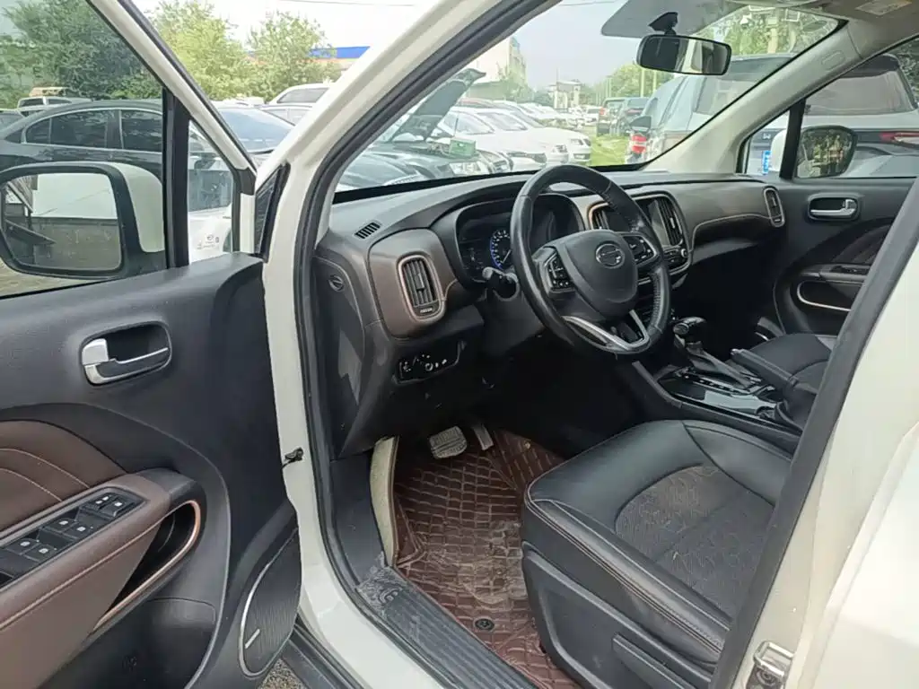 GAC Trumpchi GS3 2021 — фото 16