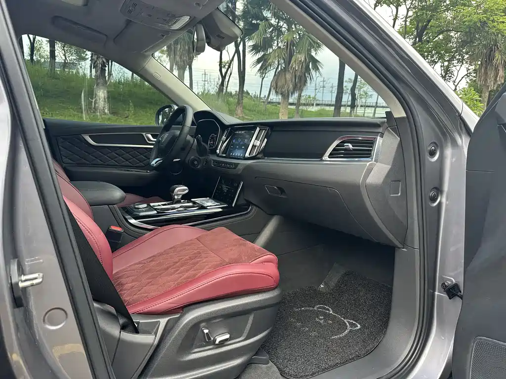 Hongqi HS7 2022
