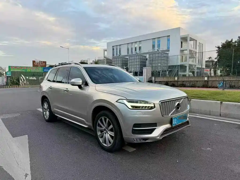 Volvo XC90 2016 — фото 2