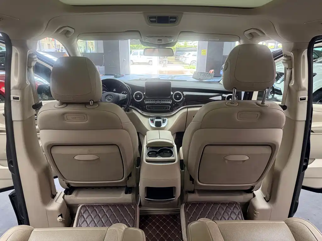 Mercedes-Benz V-Class 2017 — фото 7