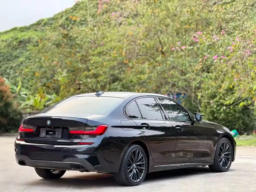 BMW 3 Series 2020