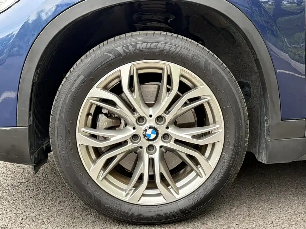 BMW X1 2019 — фото 6