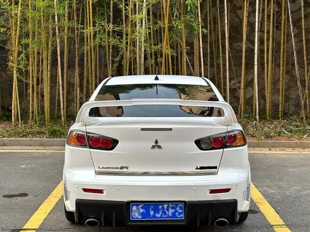 Mitsubishi Lancer EX 2013 — фото 18