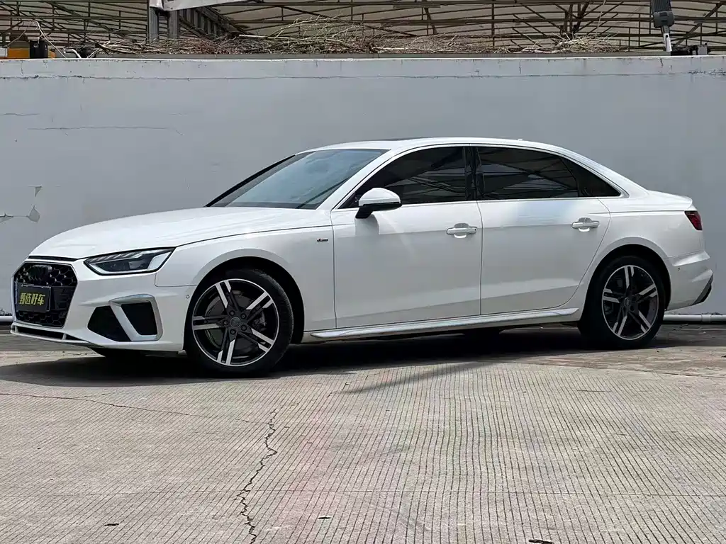 Audi A4L 2025