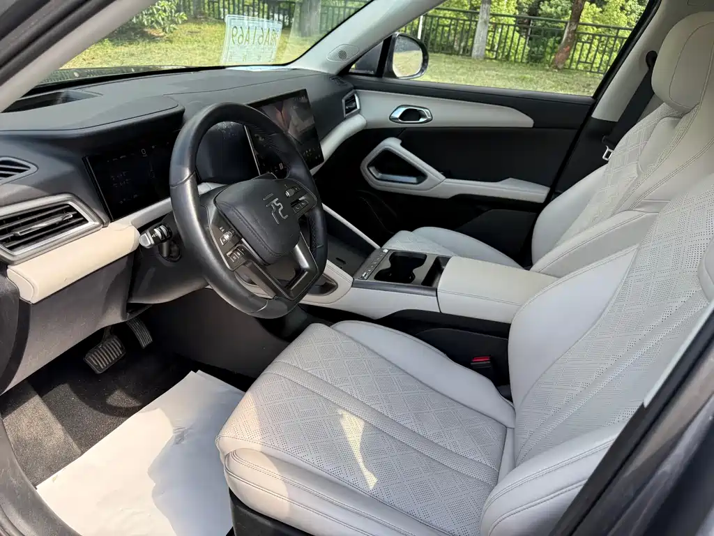 BYD 元UP 2025款 智驾版 401KM 超越型 2025