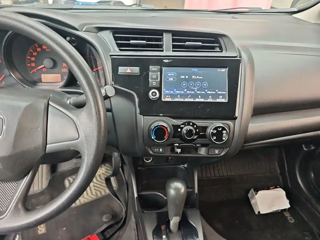 Honda Fit 2018 — фото 13