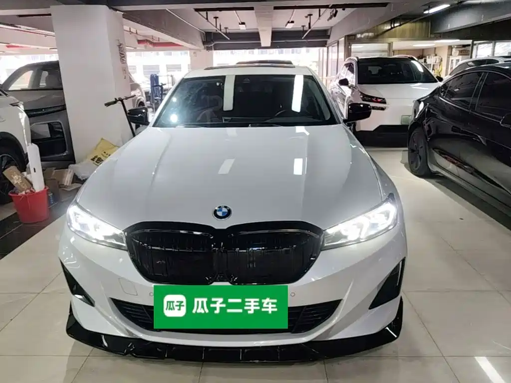 BMW i3 2024