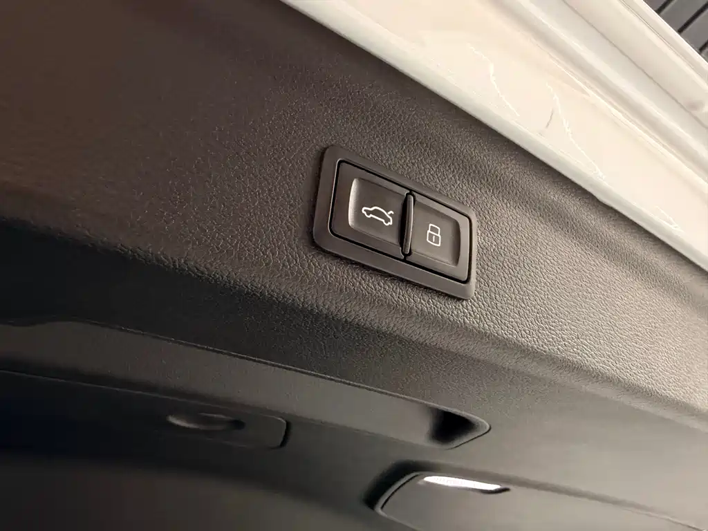 Audi Q3 2022 — фото 20