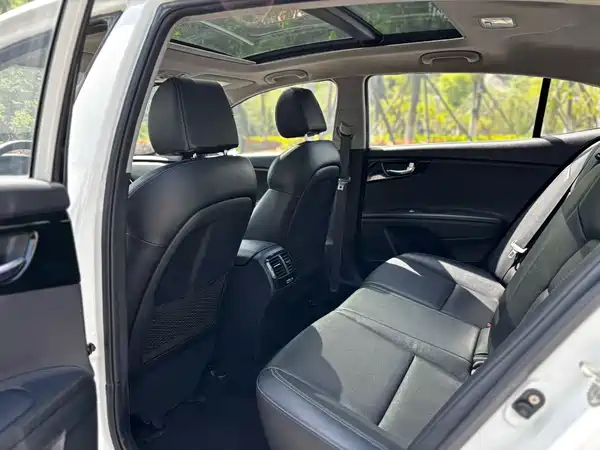 Kia K4 2016