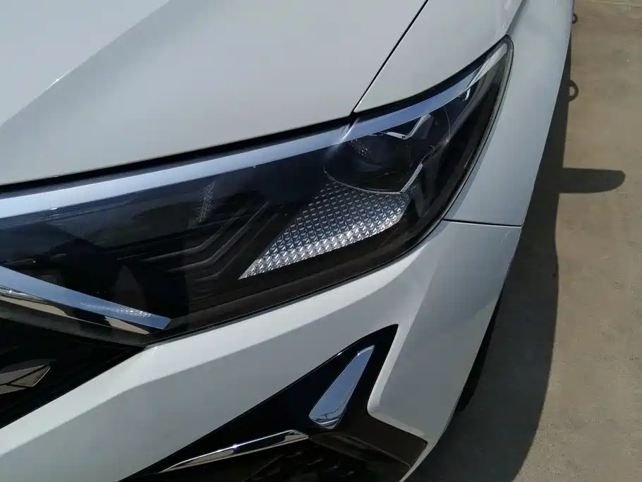 Jetta VS5 2023