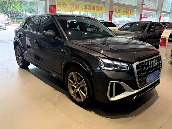 Audi Q2L 2022