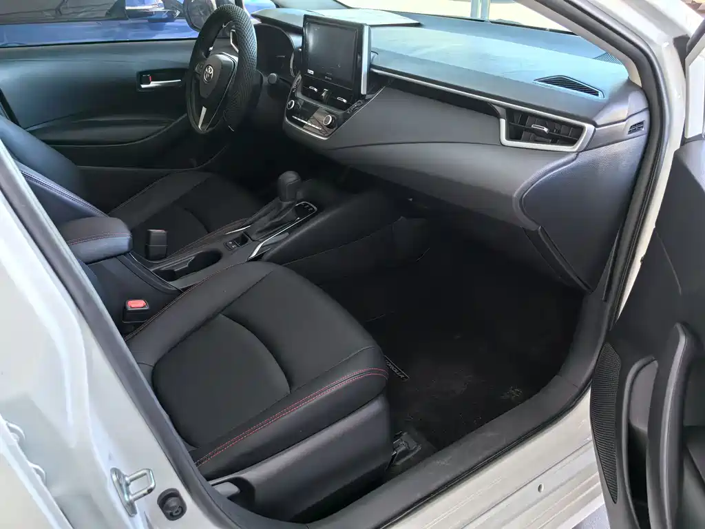Toyota Corolla 2020 — фото 12