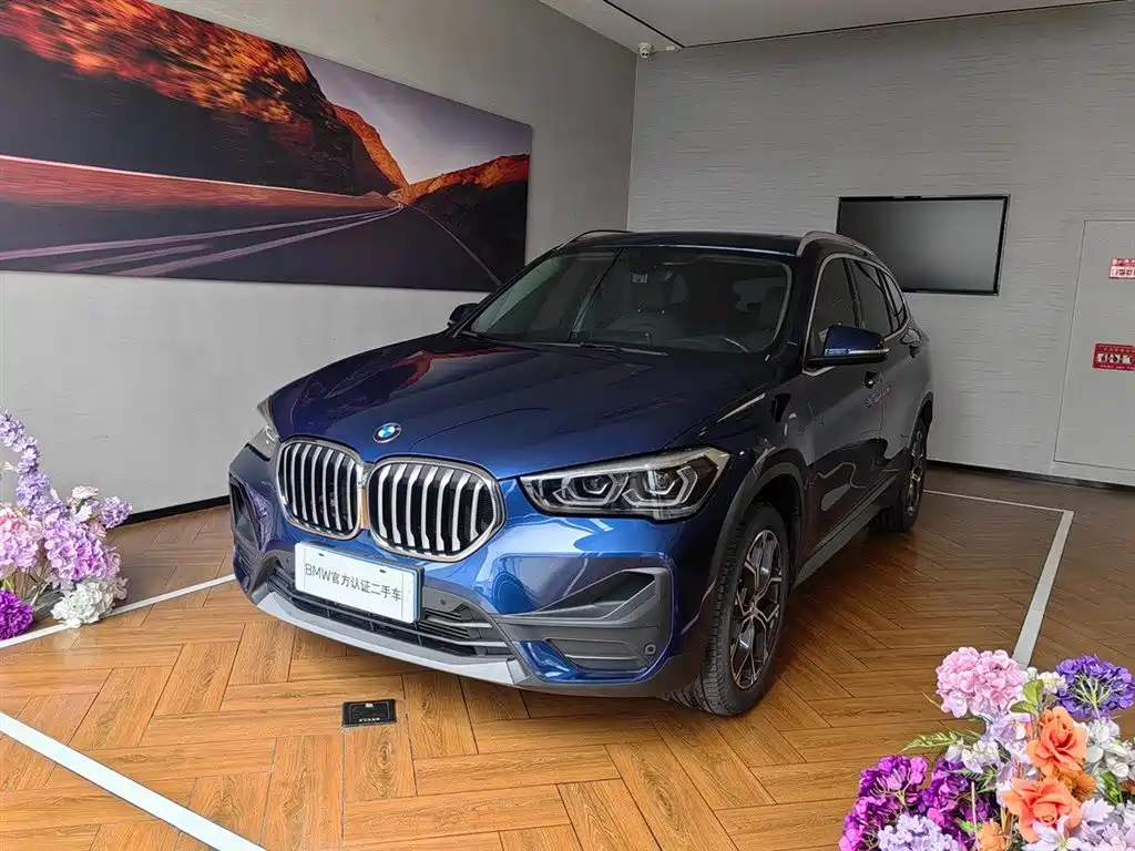 BMW X1 2023 — фото 1