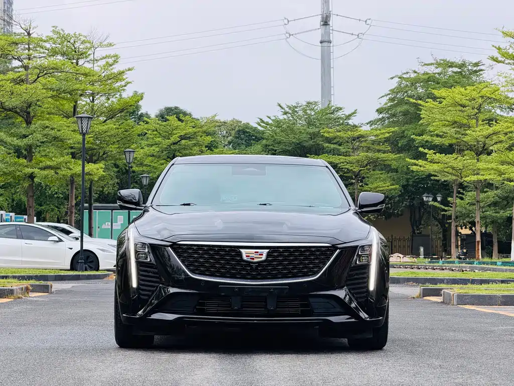 Cadillac CT5 2025 — фото 2