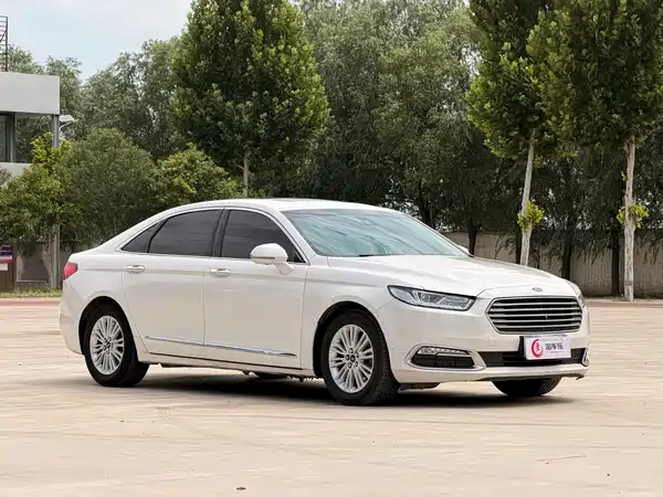 Ford Taurus 2018