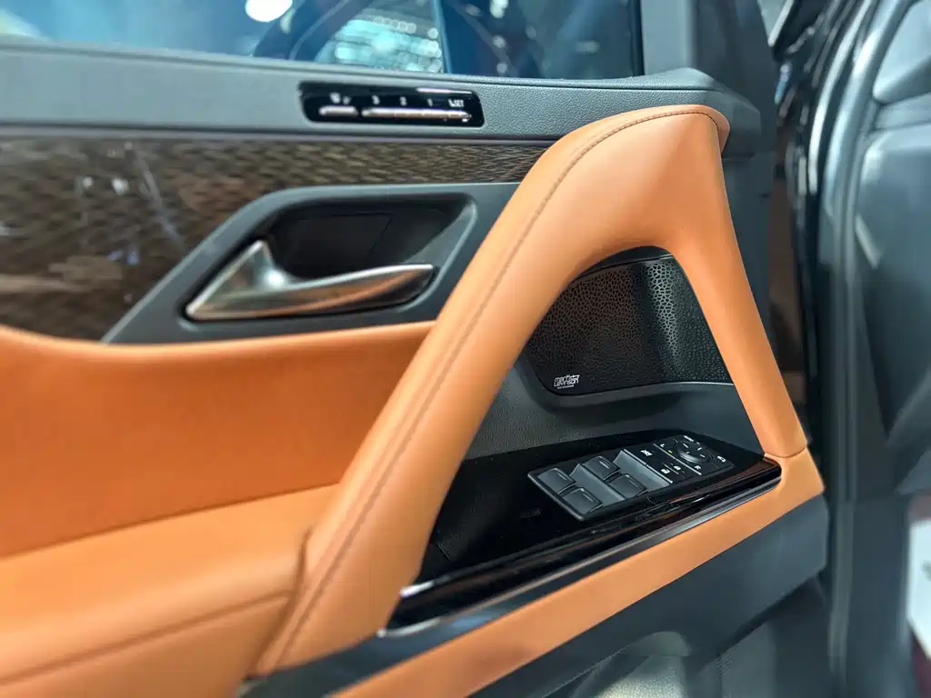 Lexus LX 2026 — фото 13
