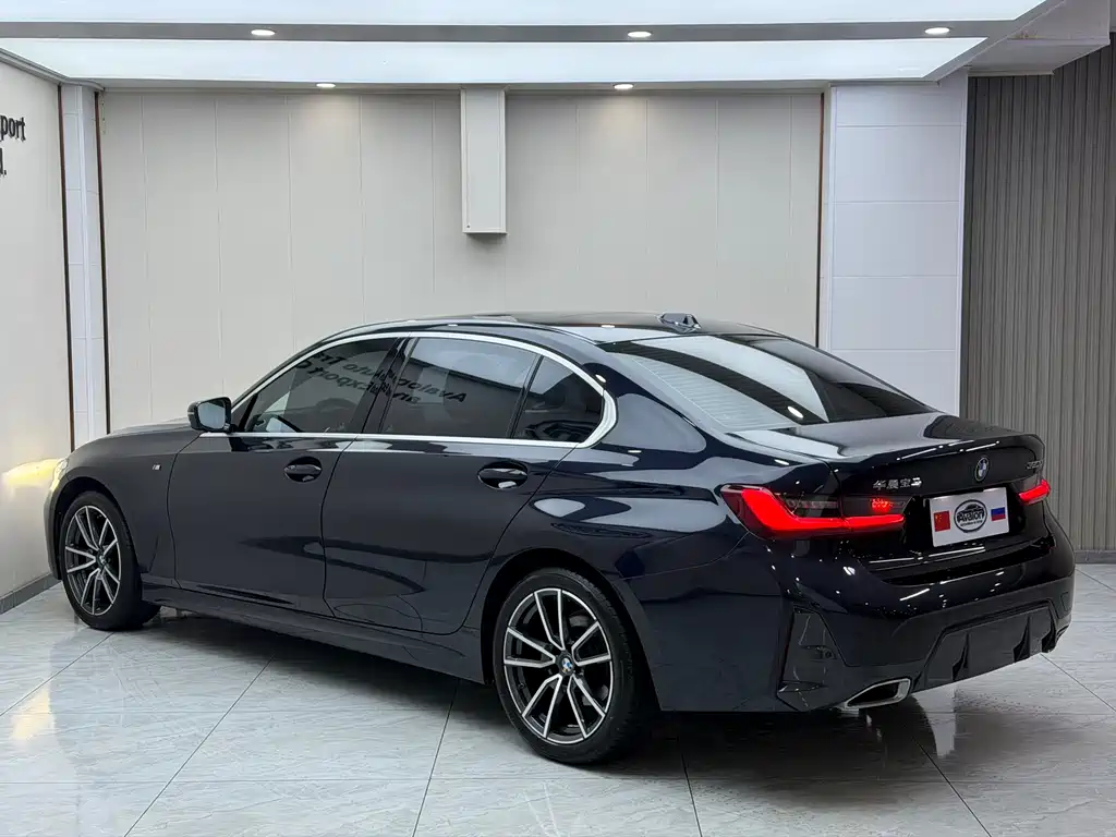 BMW 3 Series 2023