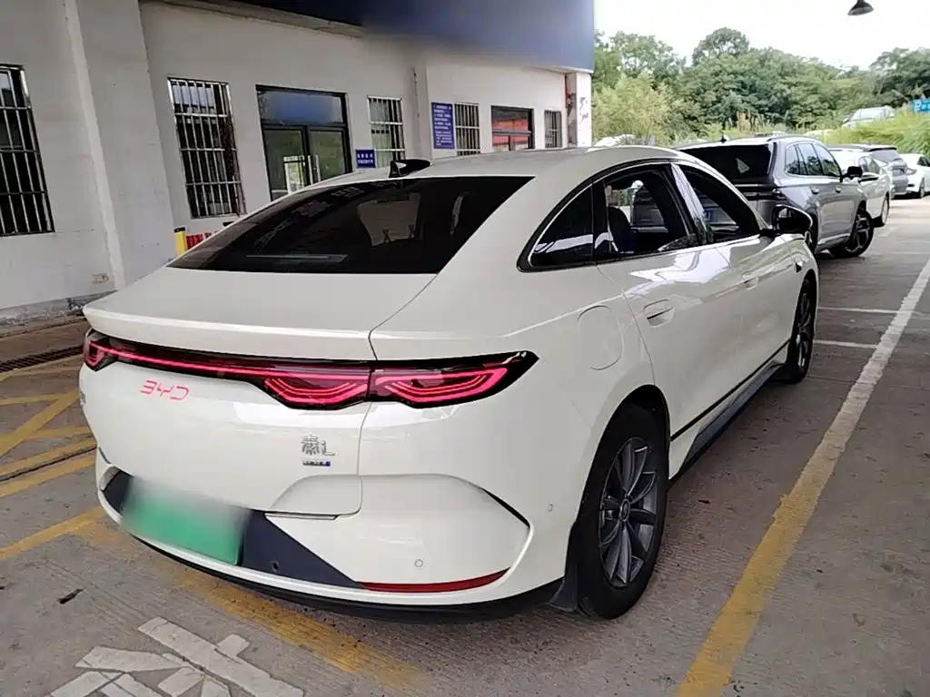 BYD Qin L 2025 — фото 7