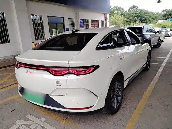 BYD Qin L 2025