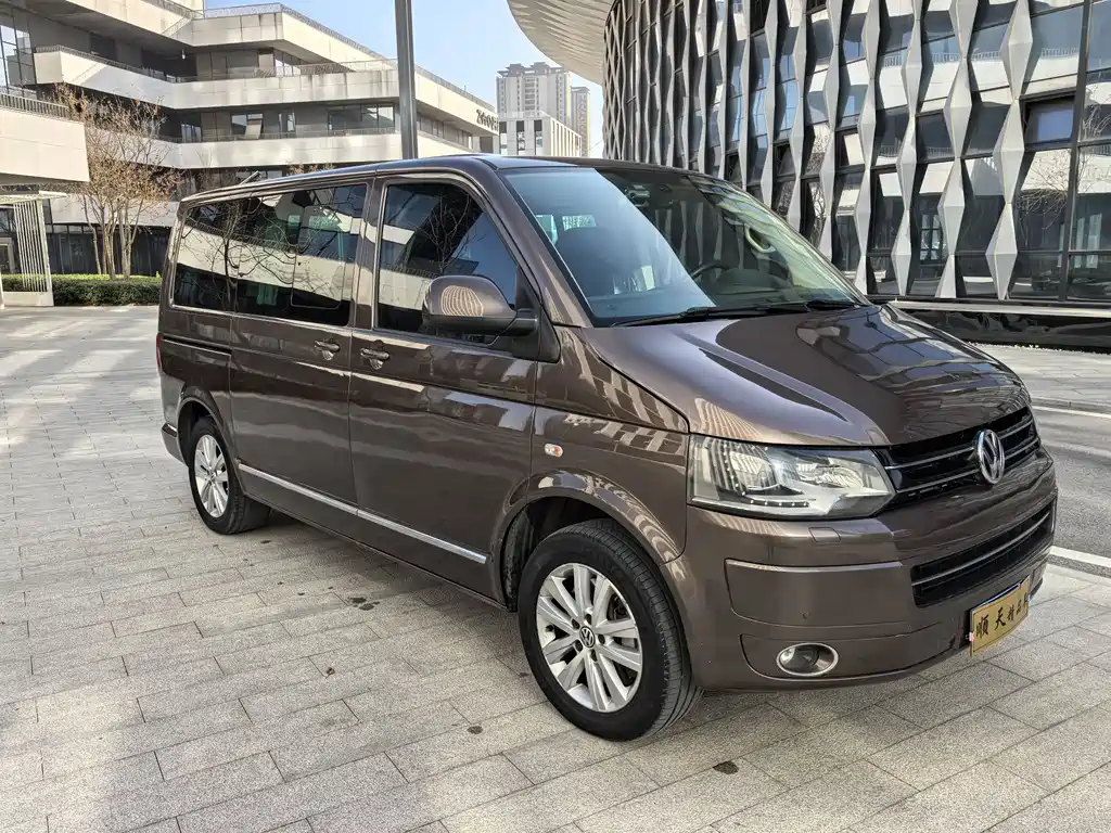 Volkswagen Multivan 2016 — фото 25