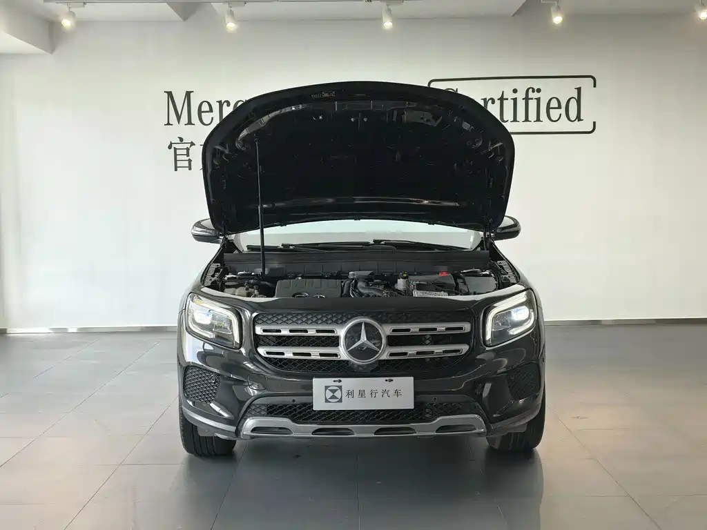 Mercedes-Benz GLB 2021