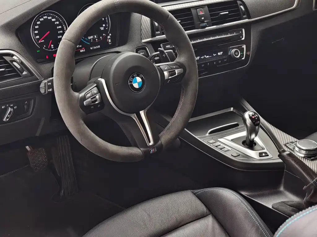 BMW M2 2020 — фото 6