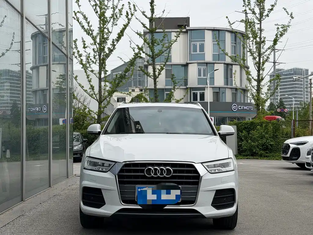 Audi Q3 2018 — фото 2