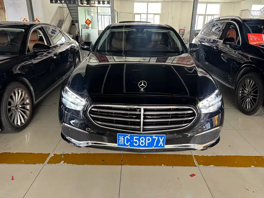 Mercedes-Benz E-Class 2023