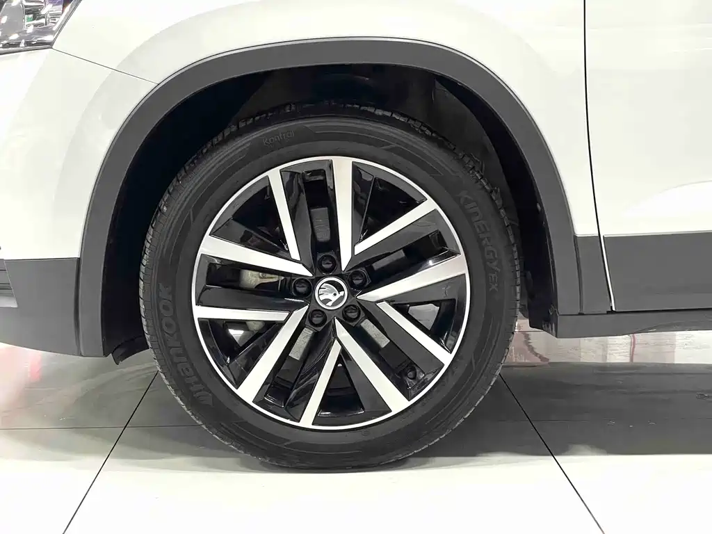 Skoda Kamiq 2023 — фото 10