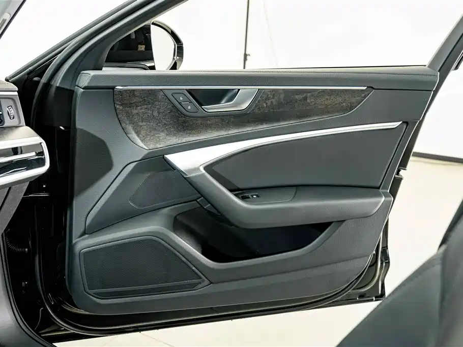 Audi A6L 2021 — фото 15