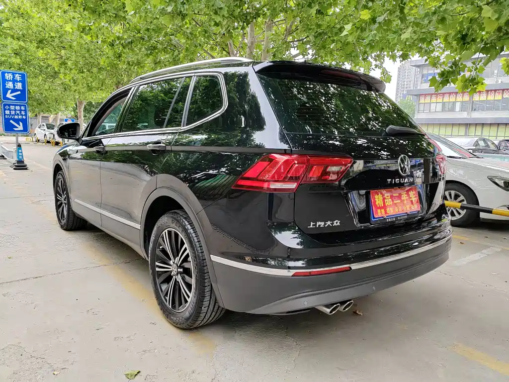Volkswagen Tiguan L 2021 — фото 6