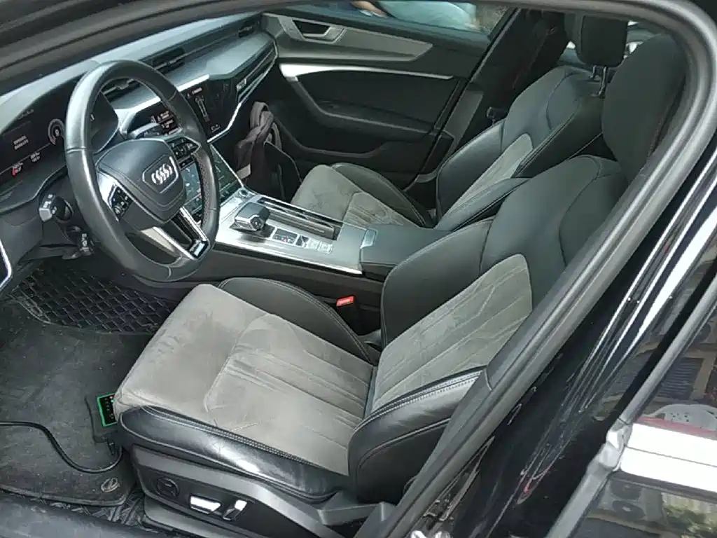 Audi A6L 2023 — фото 15