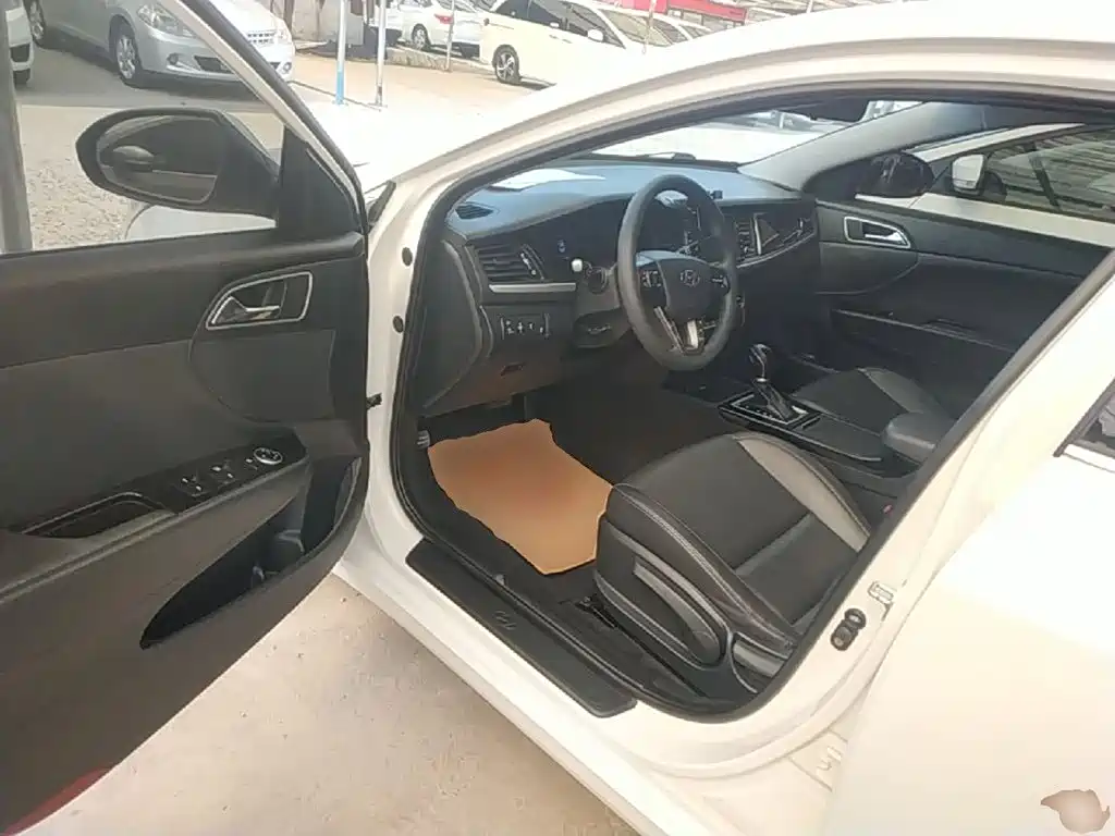 Hyundai Mistra 2018 — фото 16