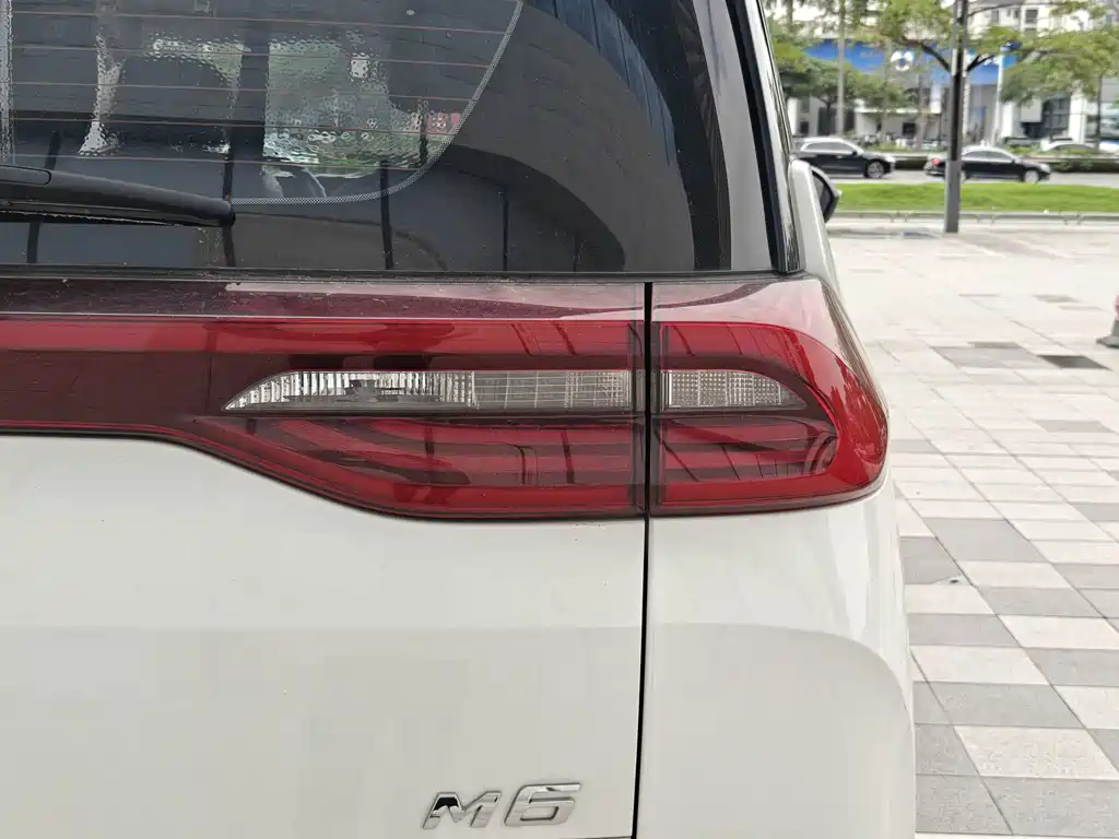 GAC Trumpchi M6 2021 — фото 10
