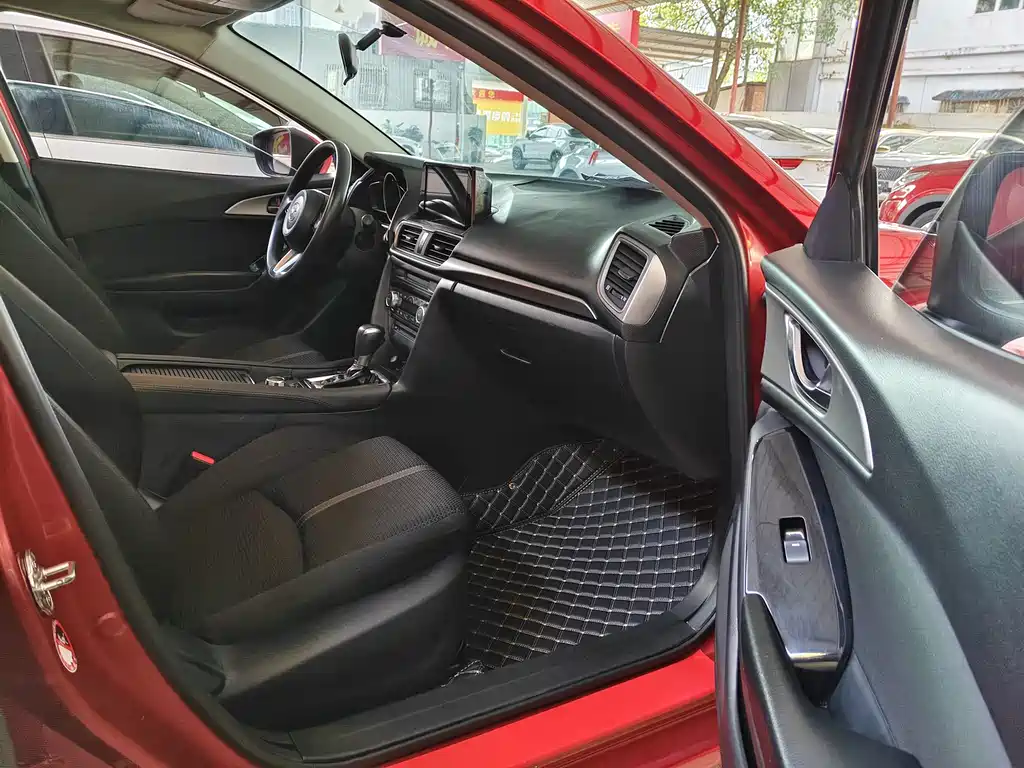 Mazda 3 Axela 2017