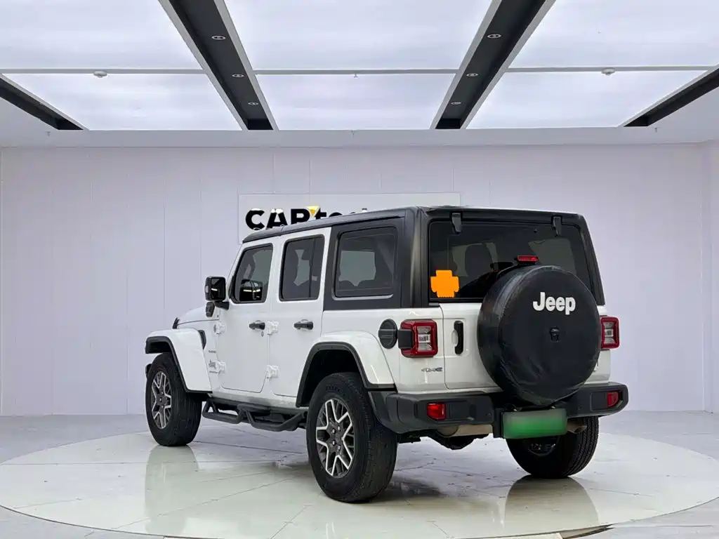 Jeep Wrangler New Energy 2023 — фото 3