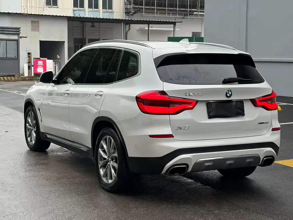 BMW X3 2019 — фото 9
