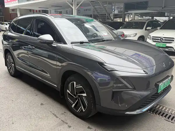 Wuling Starlight S 2024