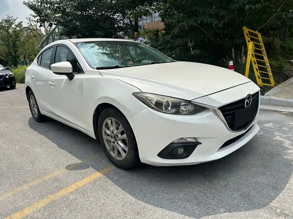 Mazda 3 Axela 2017