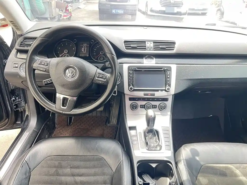 Volkswagen Magotan 2015