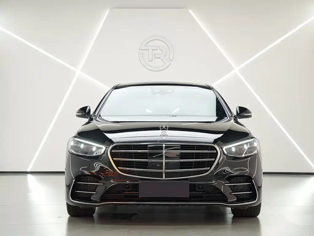 Mercedes-Benz S-Class 2023