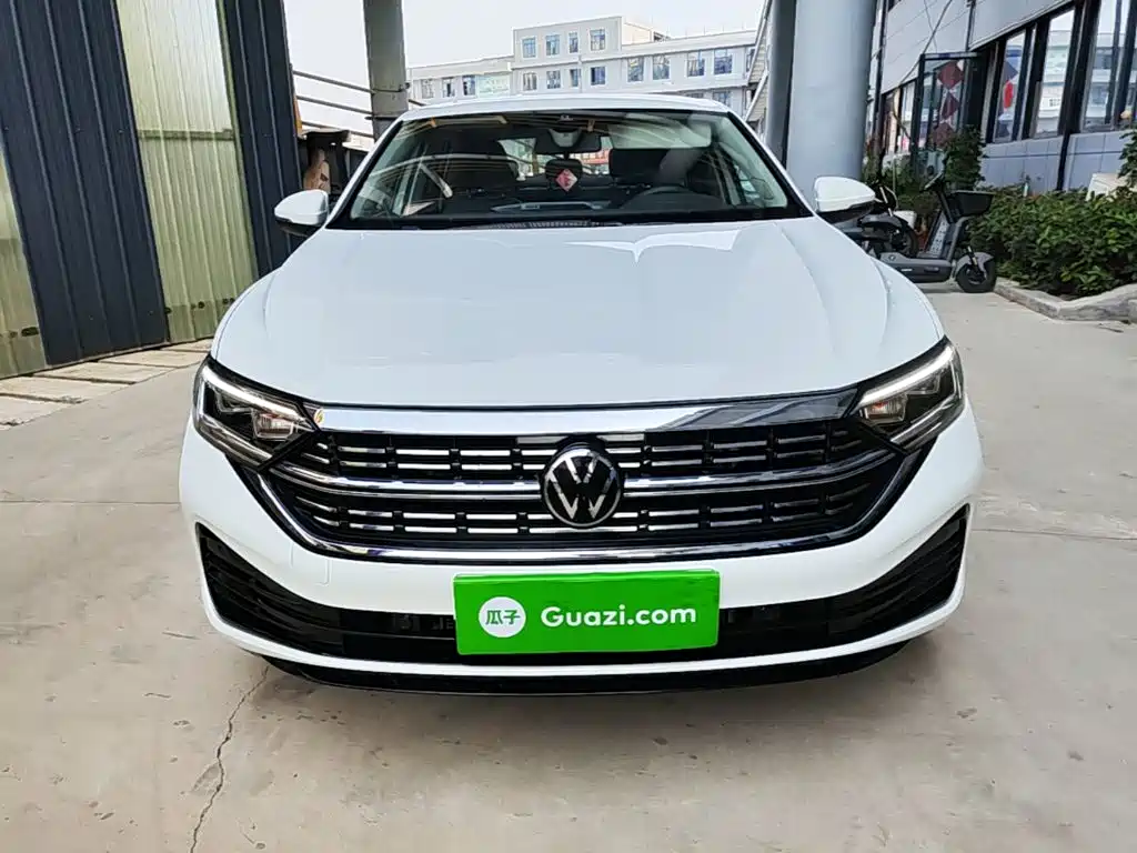 Volkswagen Sagitar 2024