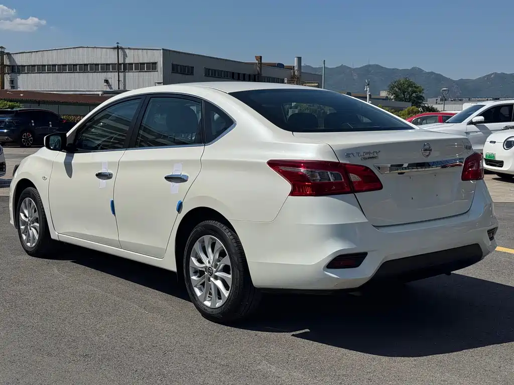 Nissan Sylphy 2021 — фото 25