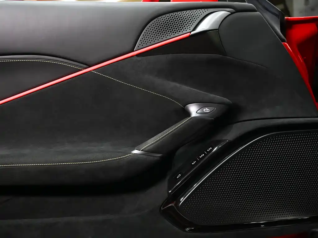 Ferrari Roma 2021 — фото 16